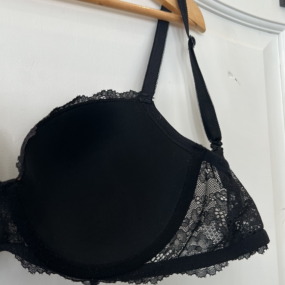 Victoria’s Secret Dream Angels Demi Bra - Picture 4 of 9